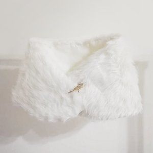 Ivory faux fur shawl wrap with brooch pin